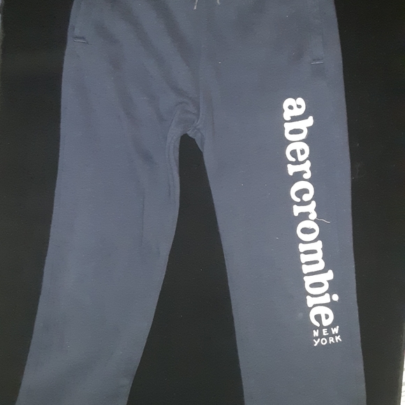 Abercrombie Kids size 9/10 - Picture 3 of 4